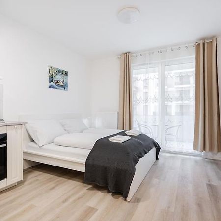 Oaks Studio With Balcony Budapest Kültér fotó